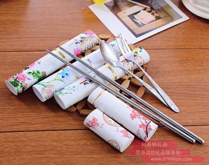 彩盒中國(guó)風(fēng)（梅花）餐具套裝