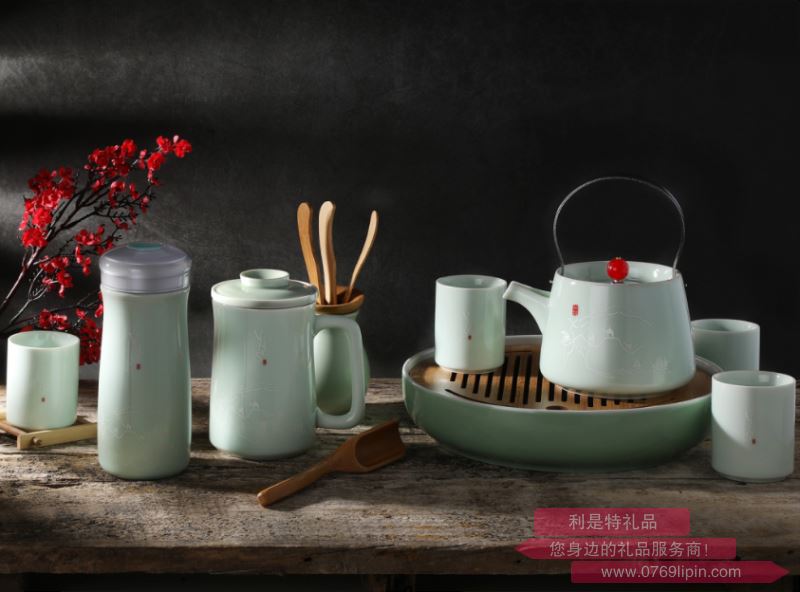 璽玉養(yǎng)生青瓷家庭套裝 VT207