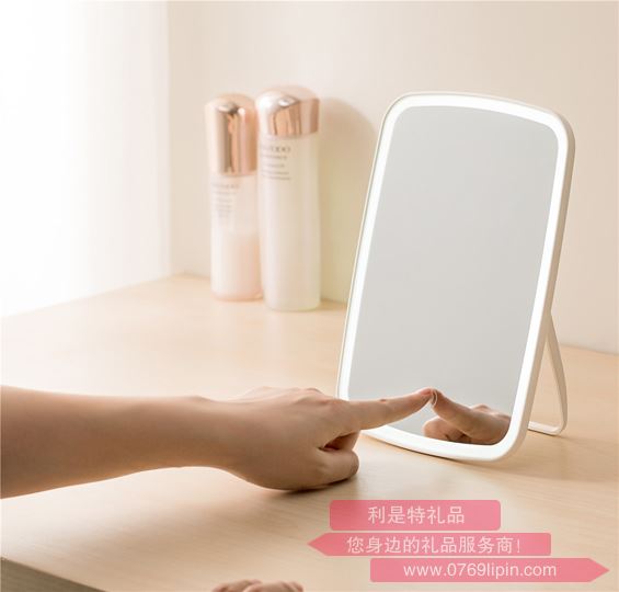臺(tái)式LED化妝鏡