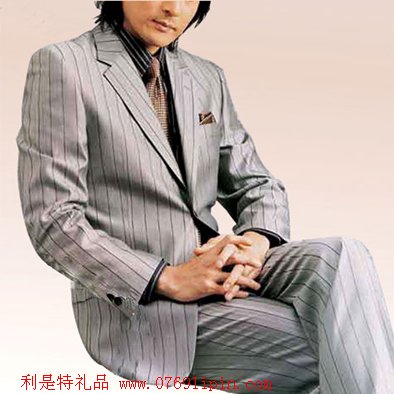 男西裝