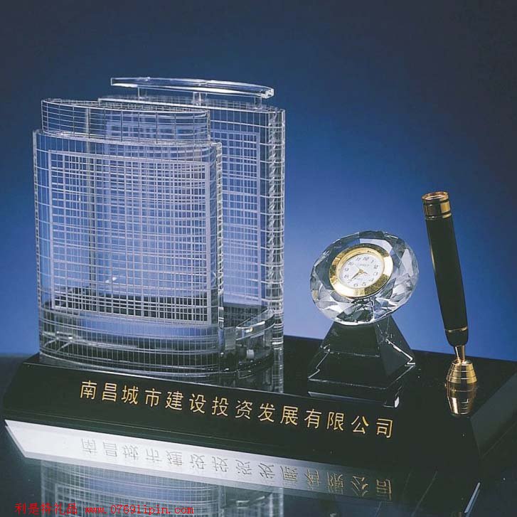 水晶紀(jì)念擺件