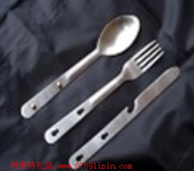 SM-C056     餐具三件套