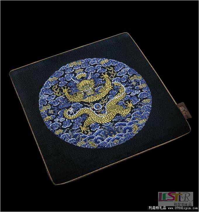 龍補(bǔ)鼠標(biāo)墊